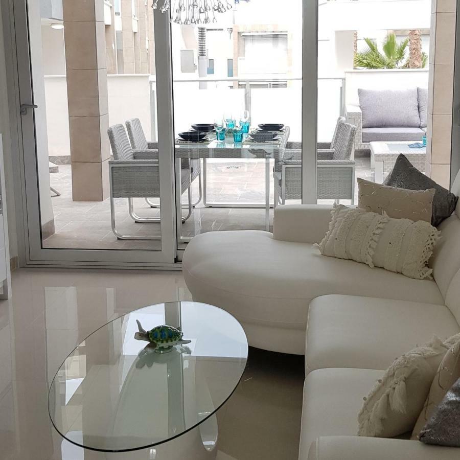 Sensacion Azul Apartment ตอร์เรเวียคา ภายนอก รูปภาพ